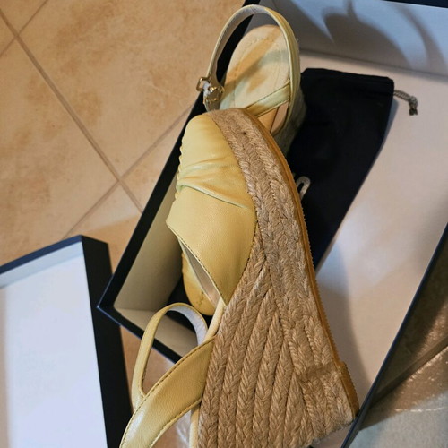 Ras women's platform shoes like new, beige-yellow, 9.5 cm heel, size 37