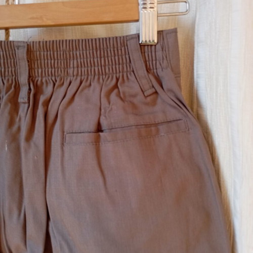 Brown vintage bermuda shorts like new, size M