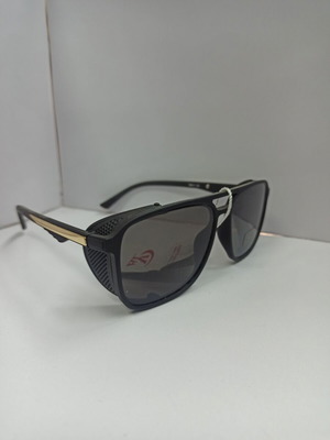 Men's sunglasses new with trendy design and removable side shields