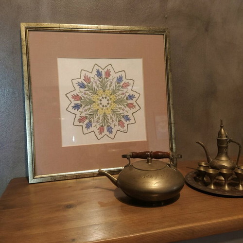 Handmade painting used with oriental motif and tezhip technique