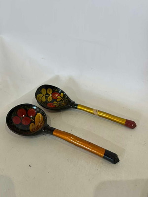 Set of 2 vintage traditional Russian Khokhloma wooden spoons 19cm