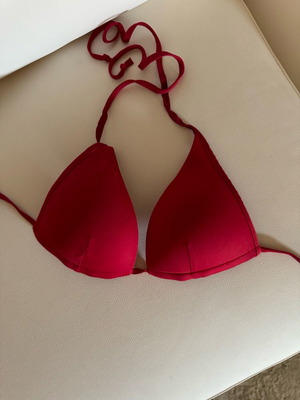 Calzedonia bikini top red S with padding like new