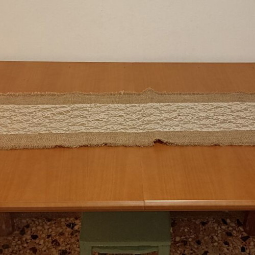 Kitchen table made of solid wood with extension like new