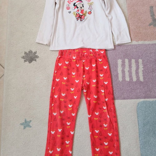 Disney pajamas for 4 years old like new, white and red
