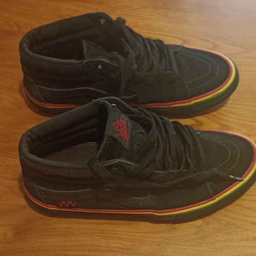 Vans sneakers size 40.5, black with multicolor details