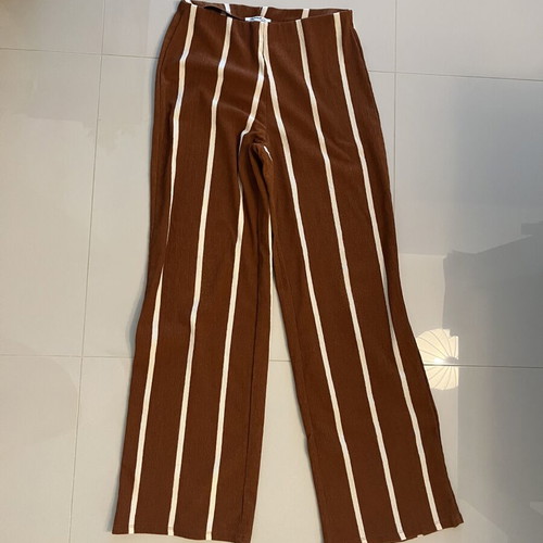 Zara striped crinkle pants brown and white medium like new