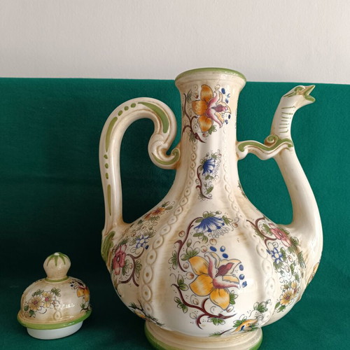 Capodimonte decorative jug from Italy like new