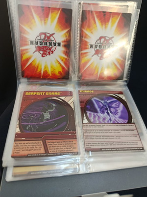 Άλμπουμ Bakugan με 40 κανονικές και μεταλλικές κάρτες