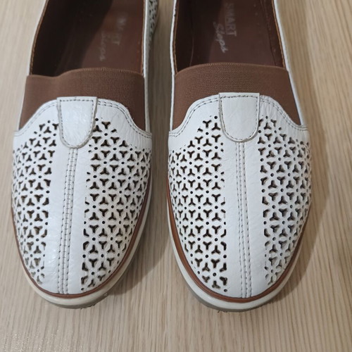 Smart Steps leather shoes like new, size 41, white and brown