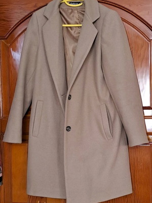 Tisato Exclusive Camel Coat Size M Used