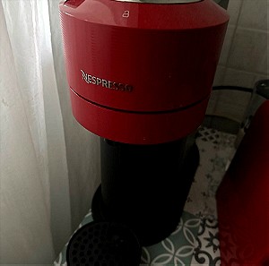 Nespresso Vertuo red