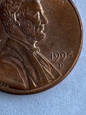 Lincoln one cent 1995 D double date mint condition