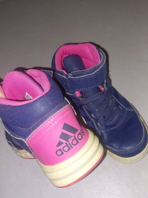 Adidas μποτάκια μεταχειρισμένα, χειμερινά, μέγεθος 31, μπλε και ροζ