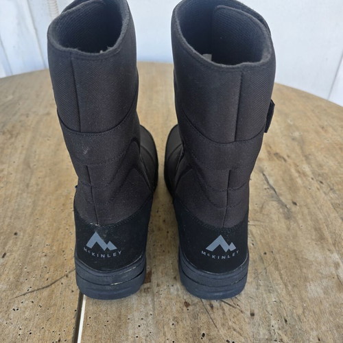 Mc Kinley boots like new, size 45, black