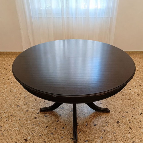 Extendable wooden round dining table 1960s