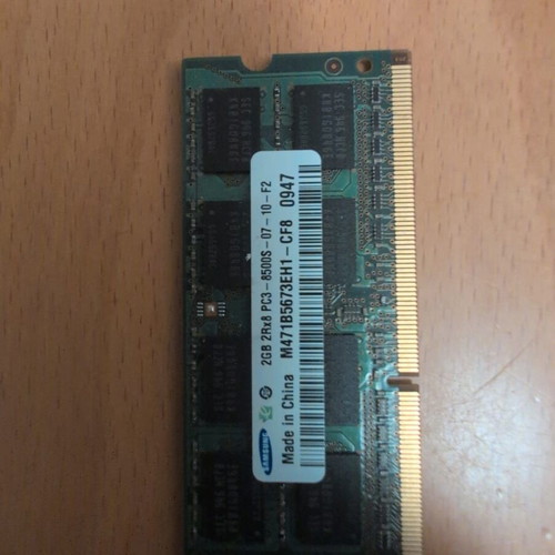 Samsung 2GB DDR3 1066MHz PC3-8500S SoDIMM RAM like new