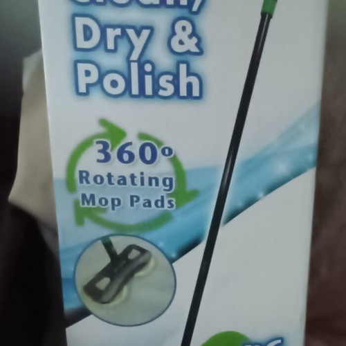 Cyclonic Mop set with 6 microfiber pads, new