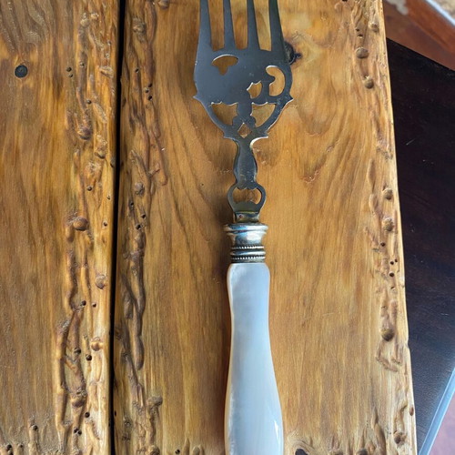 Antique Victorian Mother of Pearl Fish Serving Set used, 3 pieces