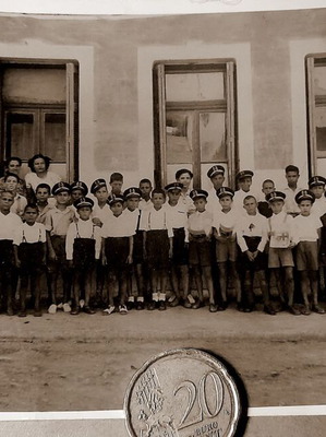 Vintage αναμνηστική φωτογραφία μαθητών Εκπαιδευτήρια Ευσταθίου, σαν καινούργιο