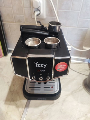 Izzy Iz6001 Coffee Maker like new