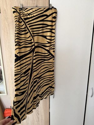 H&M midi satin skirt with elastic, used, medium