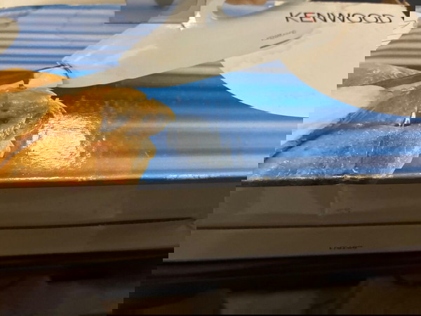 ΗΛΕΚΤΡΙΚΟ ΜΑΧΑΙΡΙ KENWOOD