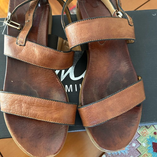 Sandals Mark Milan used, size 40, brown