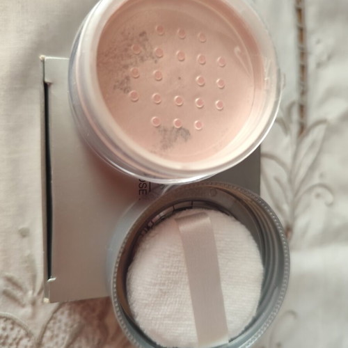 Rivevre powder new in box luxury feel