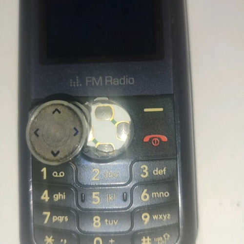 LG kp105 cell phone used with original charger