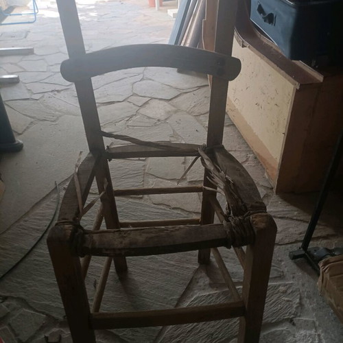 Wooden old chairs used, set of 2 for decoration or use