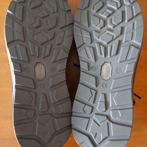 Stenso Pro Race work shoes size 43 like new, black