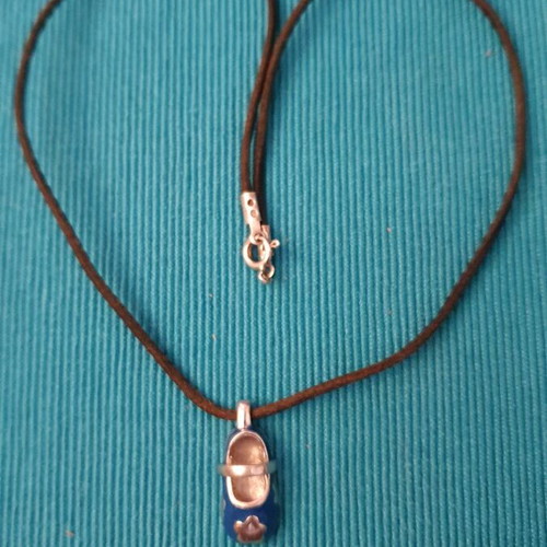 Silver 925 shoe necklace used with blue enamel