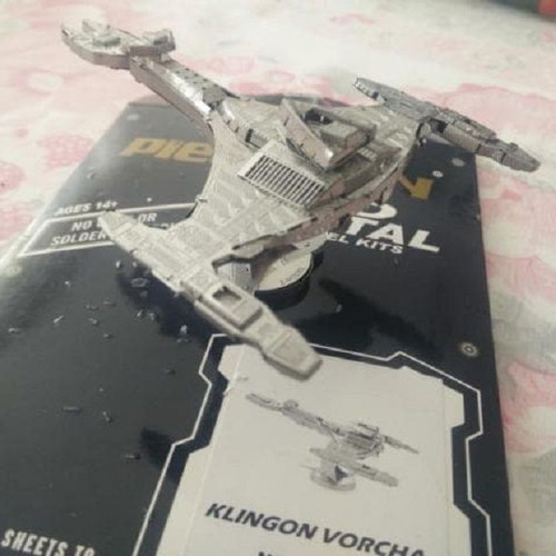 Piece Fun 3D Metal Model Kit Klingon Vorcha Attack Cruiser