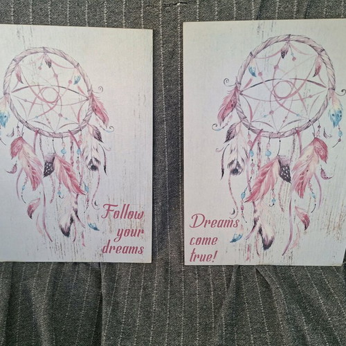 Wooden dreamcatcher decorations like new, set of 2