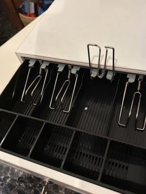 Cash drawer for Ethernet connection like new