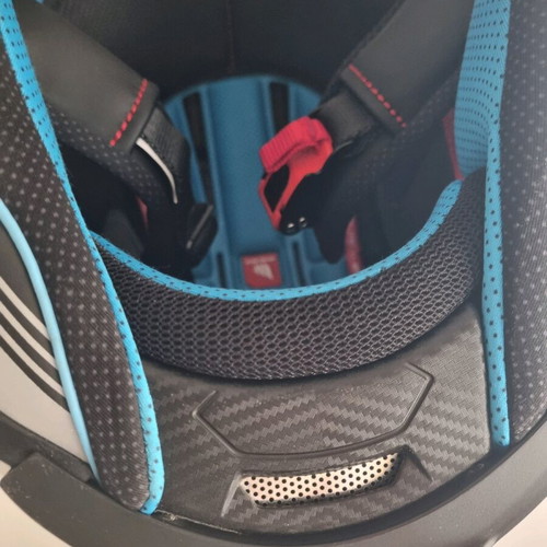 MT Helmets Streetfighter SV S helmet like new, gloss grey, sun visor