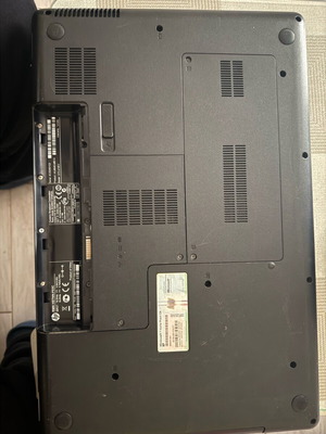 Hp G72 17.3'' laptop used with keyboard issue