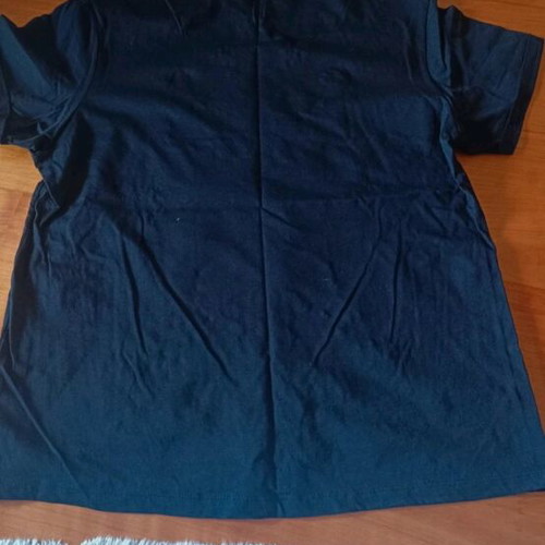 Peppermint blouse like new, size L, black multicolor