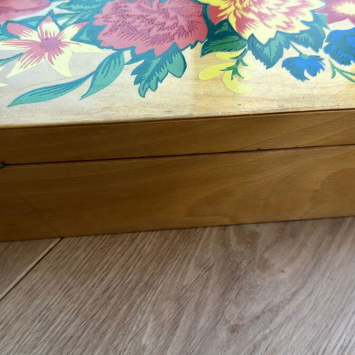 Vintage wooden sewing and jewellery box with floral design
