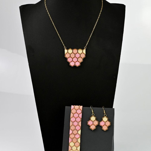 Coral Tenderness Set custom made with bracelet, necklace and earrings
