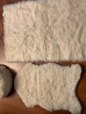 Set of 3 new fur rugs