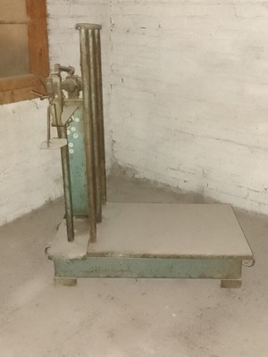 Vintage platform scale used, ex-shop item