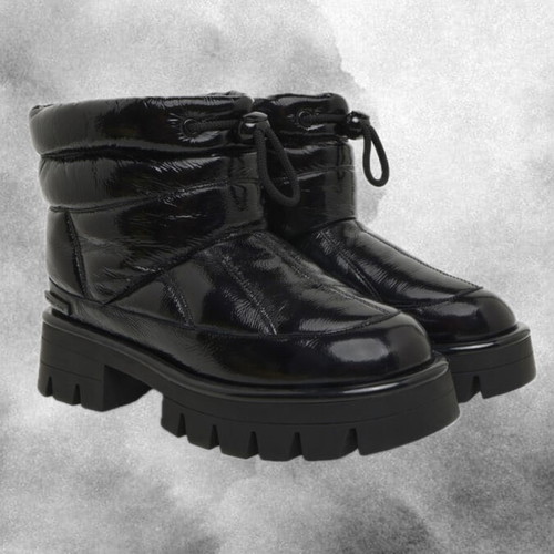 Michael Kors Black Quilted Boots Brand New