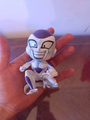 Dragon Ball Frieza figure used with base, collectible