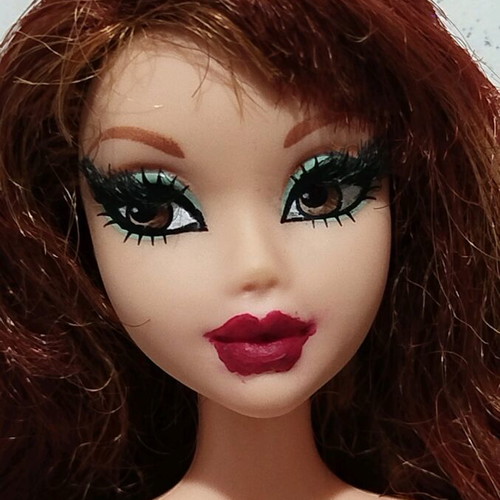 My Scene Masquerade Madness Chelsea used with flaws