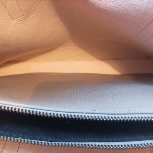 Grey shoulder handbag like new