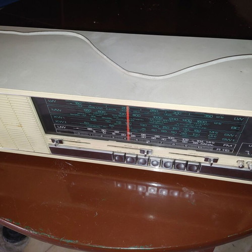 Loewe Opta R115 Room Radio 1973 used, LW MW KW FM