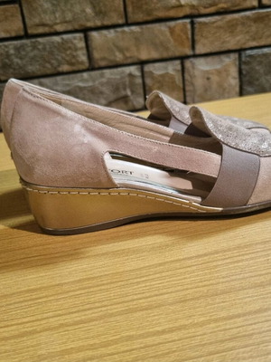 Confort women's leather shoes Italian used, size 38, beige brown