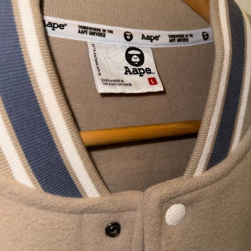 AAPE Dope Fleece Varsity Jacket brand new, size L, beige