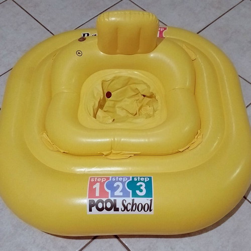 Baby Float Pool School inflatable life vest like new